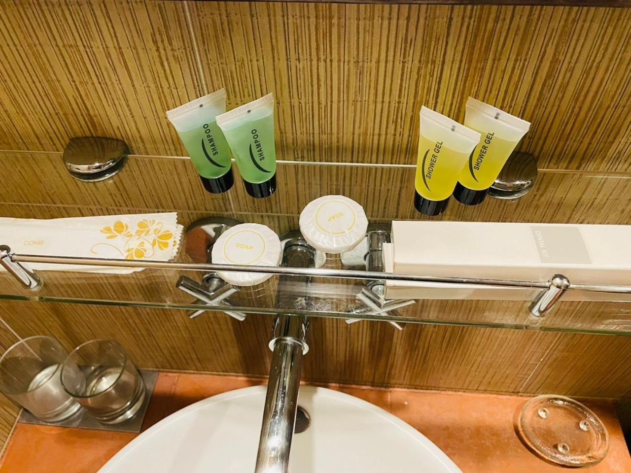 Indulgence Living Hotel อิโปห์ ภายนอก รูปภาพ